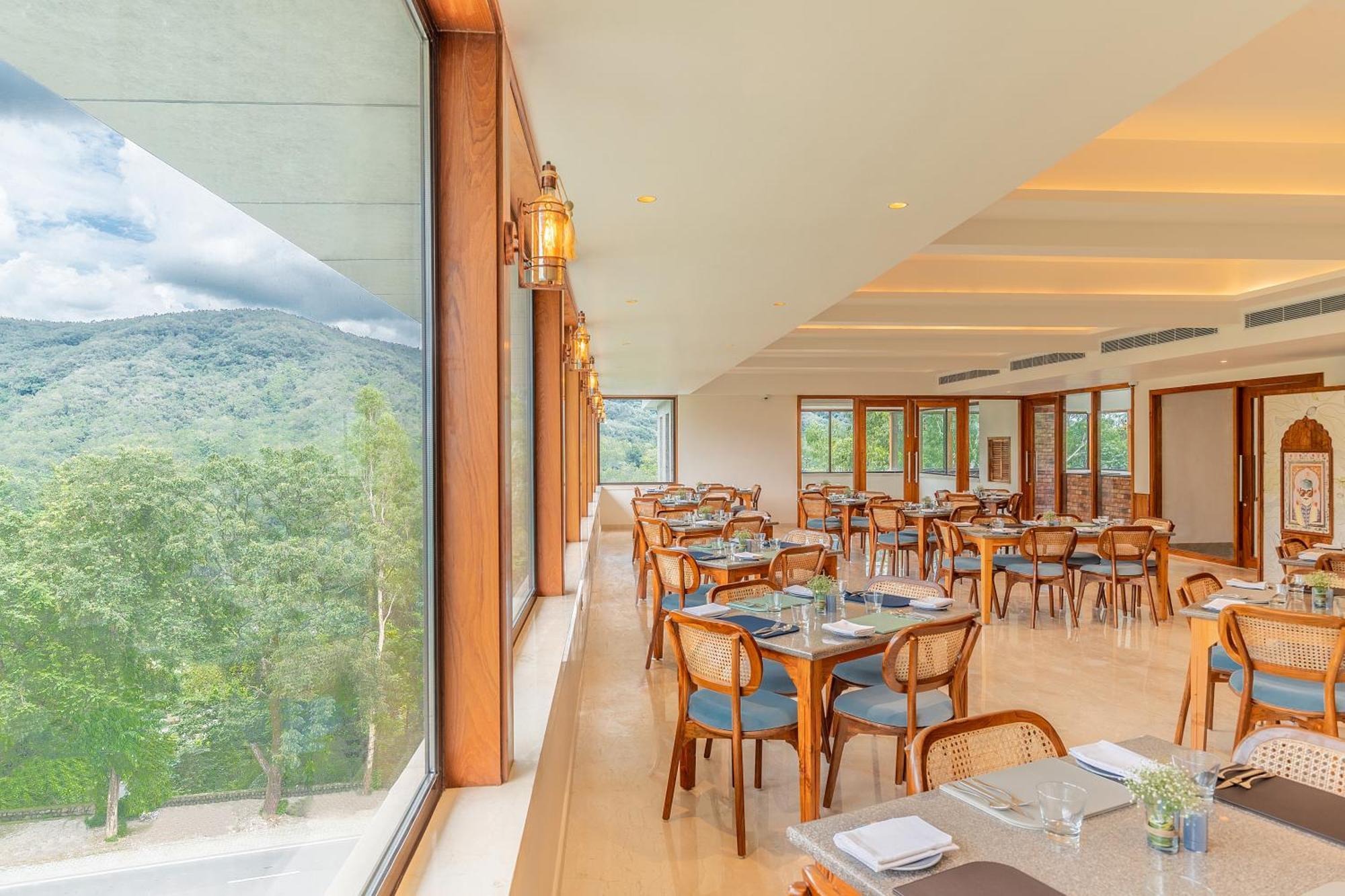 Hotel The Prominence Mussoorie Road Dehradun Exterior foto
